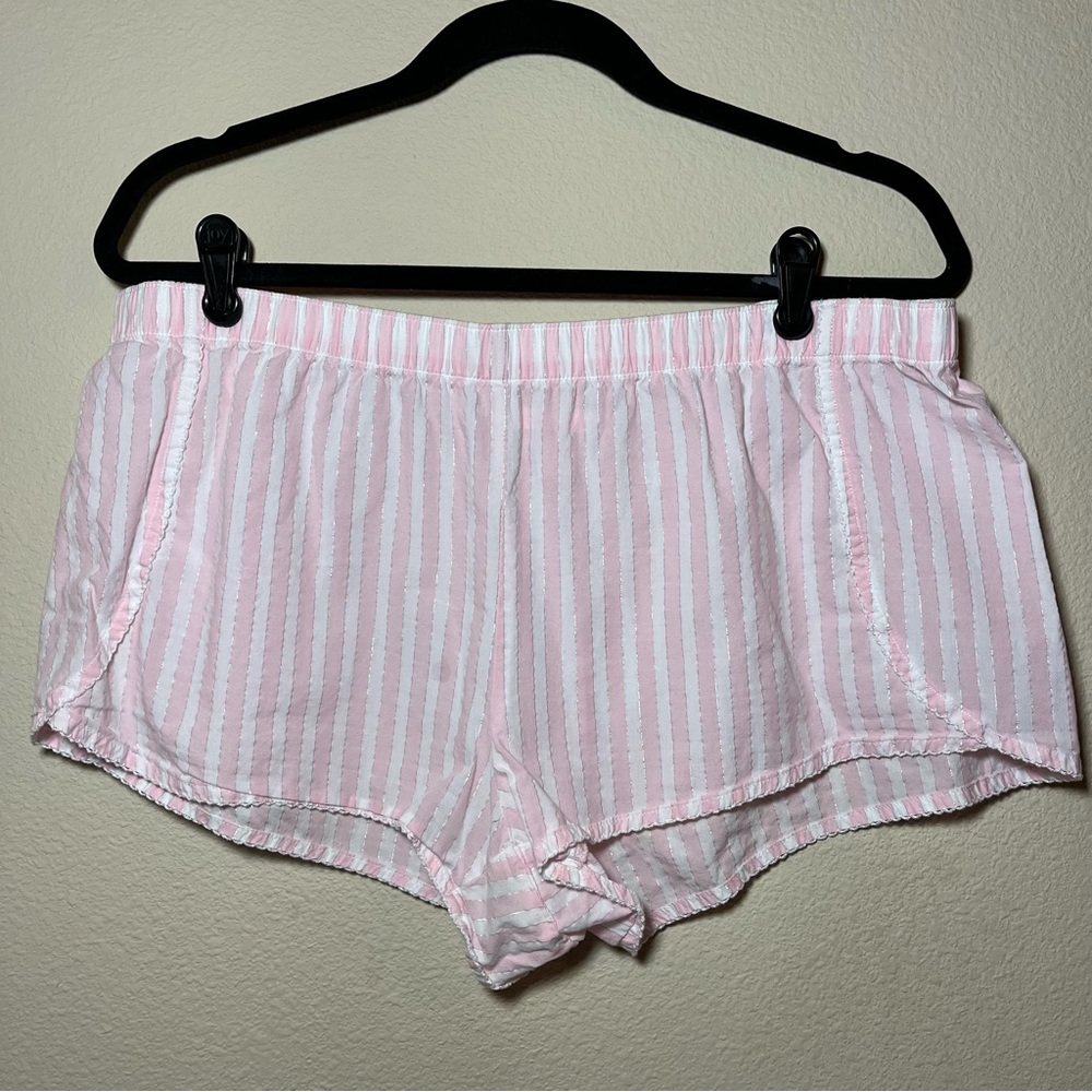 VICTORIA’S SECRET pajama shorts